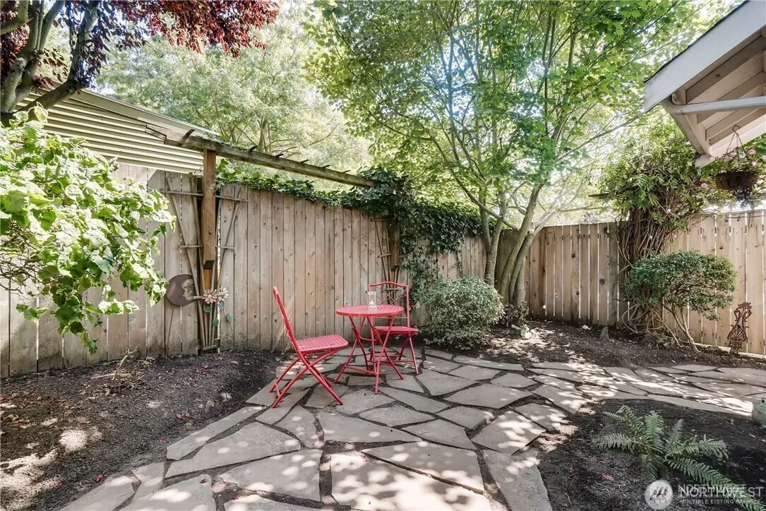 Property photo for 1417 N 97th Street, Seattle photo 3