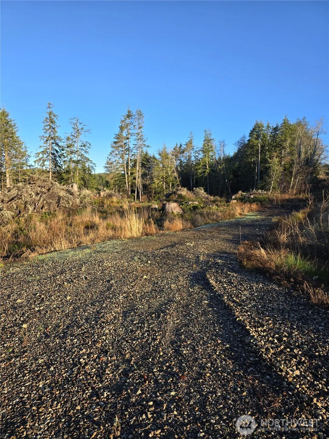 Property photo for 2753 State Route 101, Ilwaco photo 3
