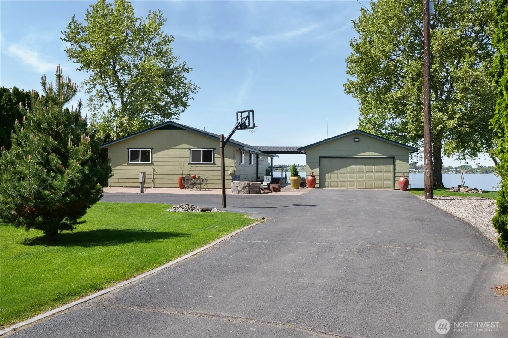 Property photo for 2102 Elgin Road Ne, Moses Lake photo 3