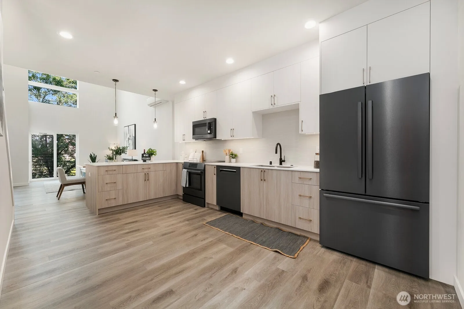 Property photo for 2017 W Bertona, Seattle photo 4