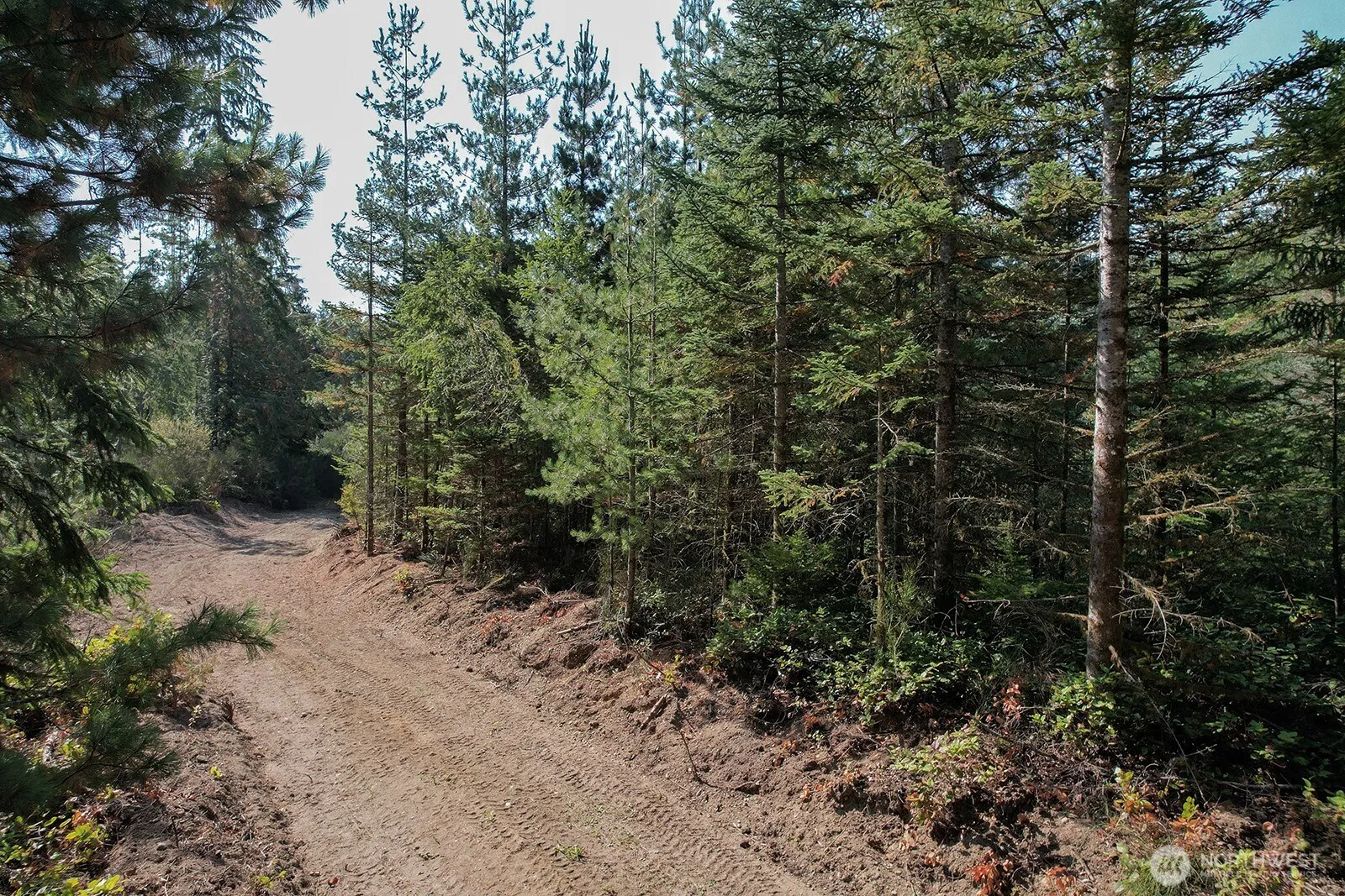 Property photo for 3 Holly Road Nw, Bremerton photo 2