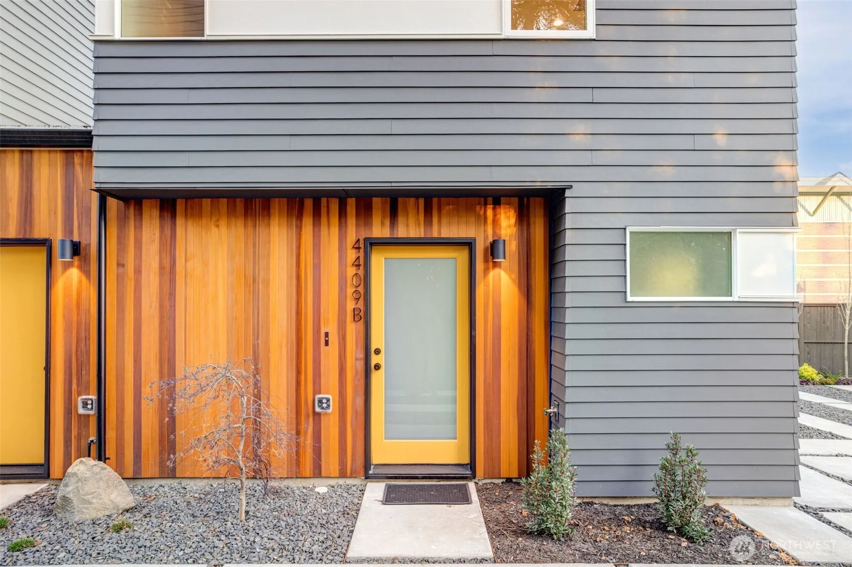 Property photo for 4409 B S Holly Street, Seattle photo 3