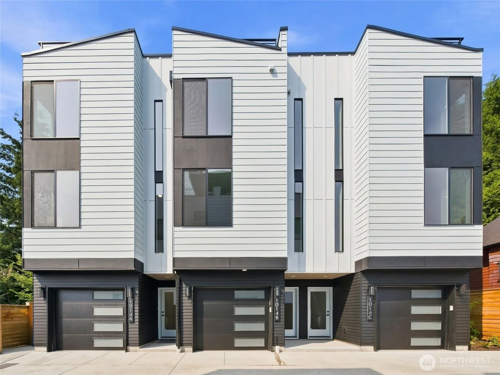 Property photo for 1014 A Ne 70th Street, Seattle