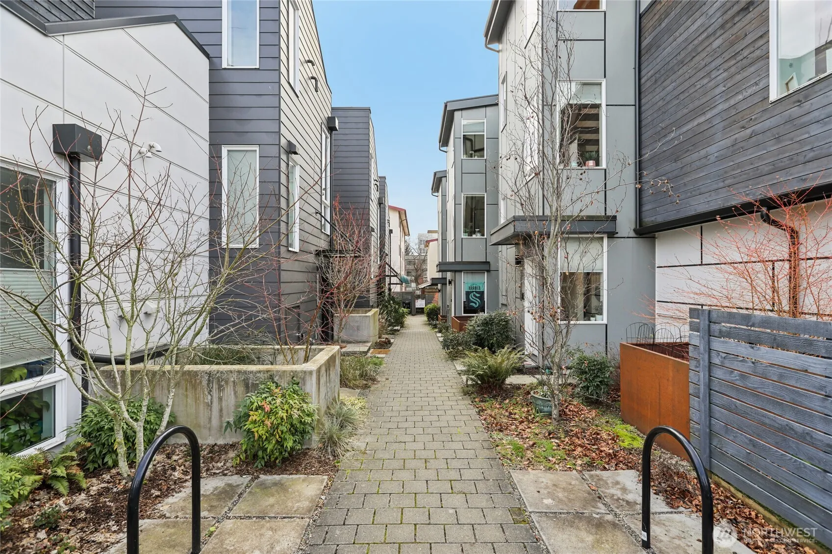 Property photo for 1117 Nw 56th Street #d, Seattle photo 2