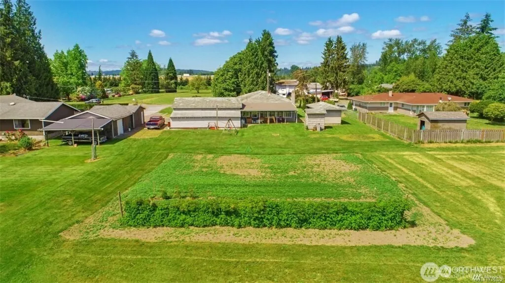 Property photo for 7618 48th Street E, Fife photo 2