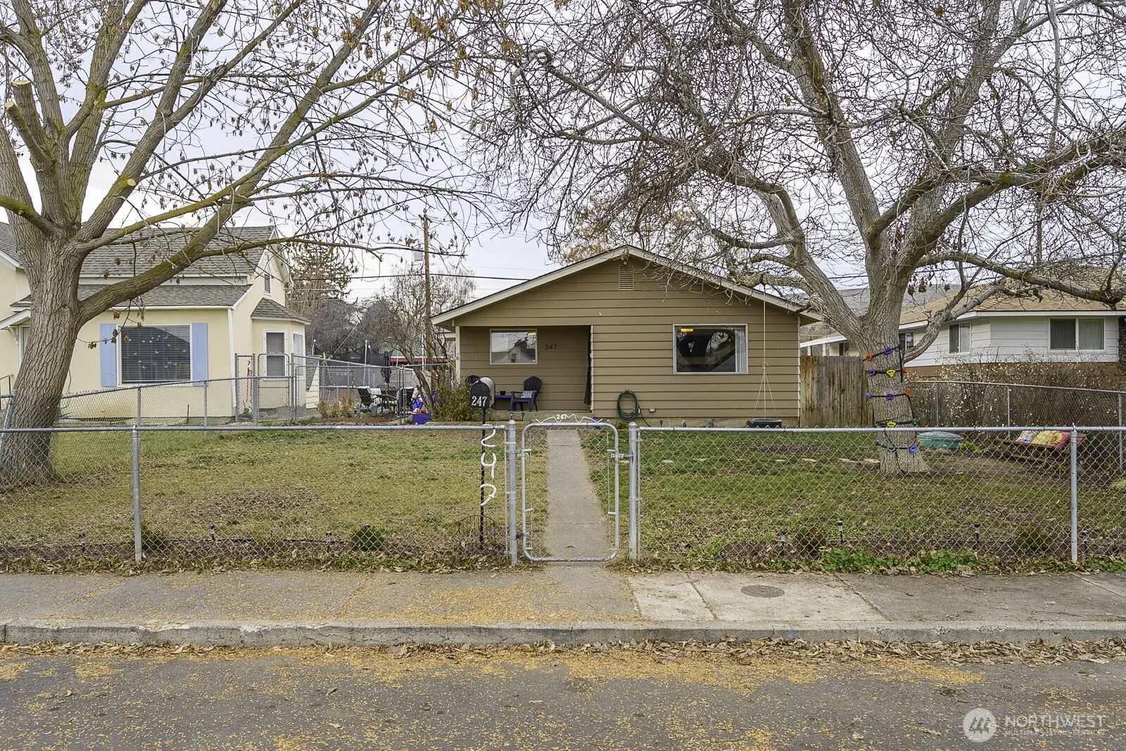 Property photo for 247 Nw D Street, Ephrata