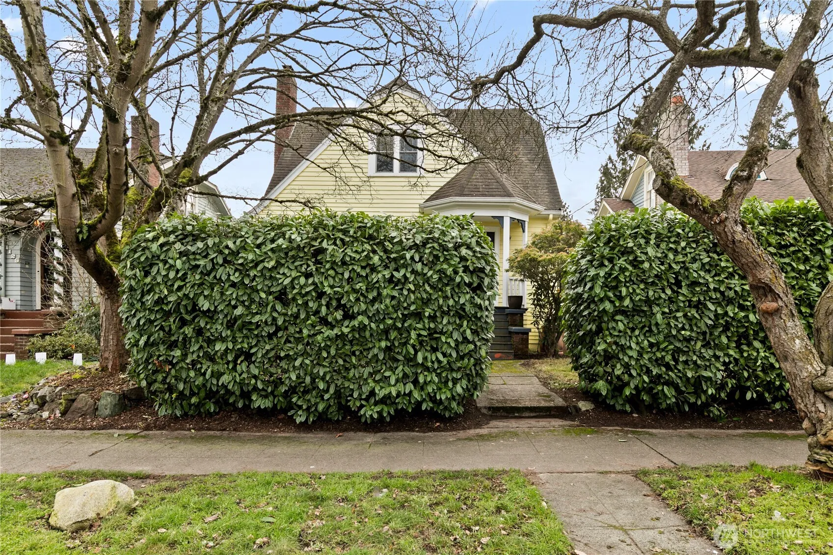 Property photo for 1125 N 77th Street, Seattle photo 2
