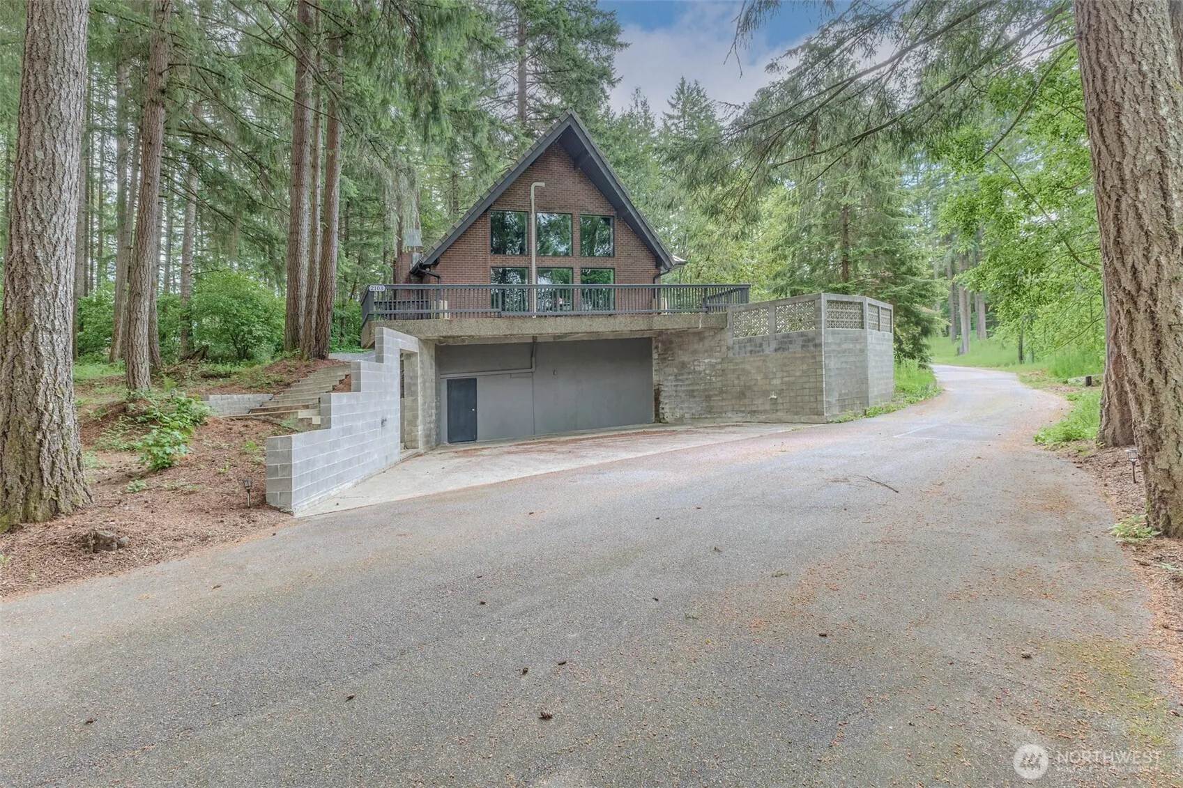 Property photo for 2103 46th Avenue Ne, Olympia