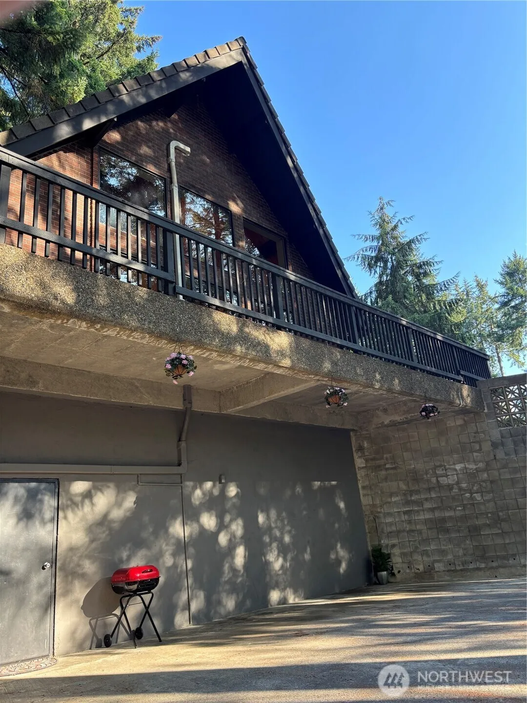 Property photo for 2103 46th Avenue Ne, Olympia