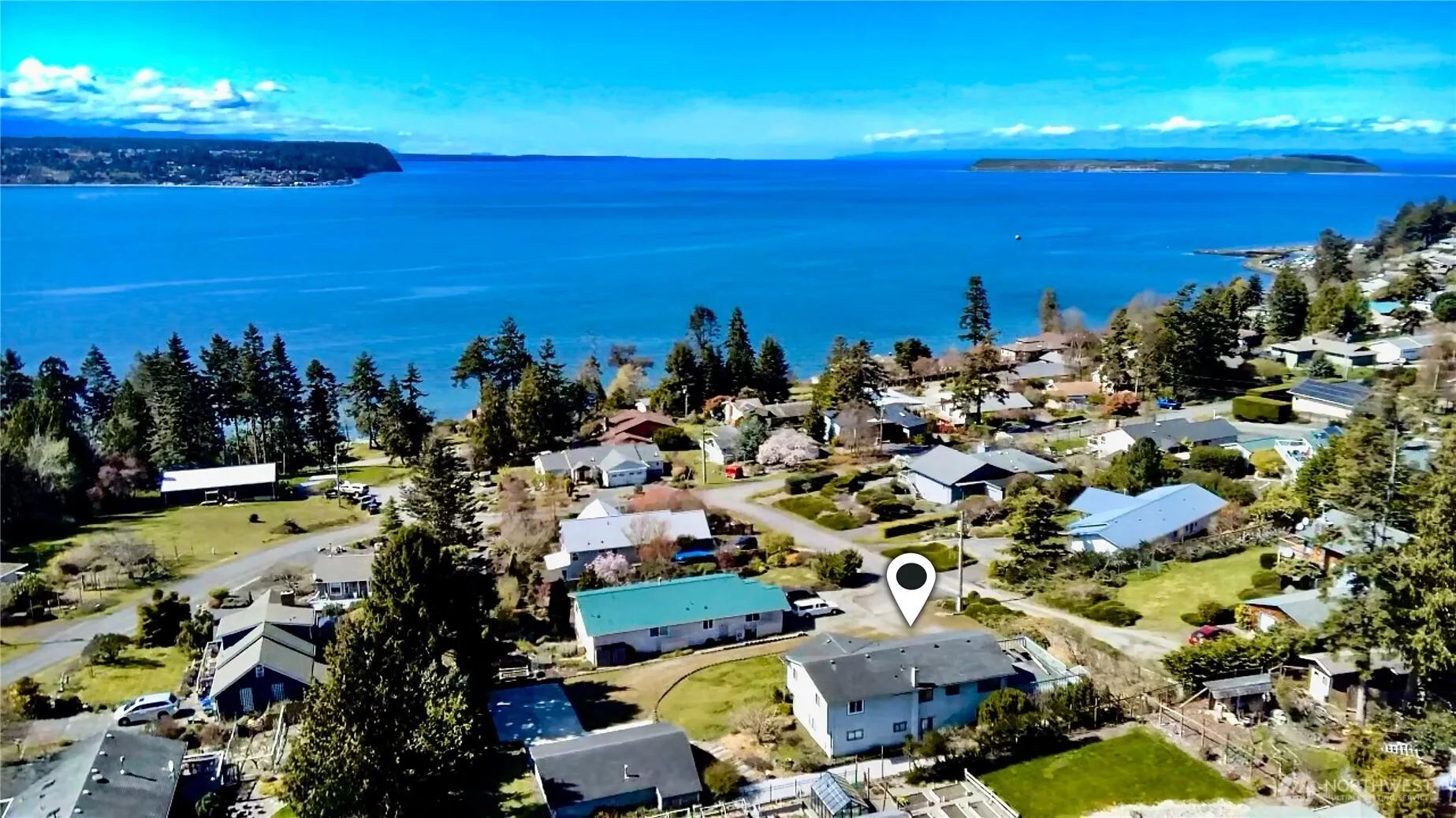 Property photo for 40 Dungeness Place, Port Townsend photo 2