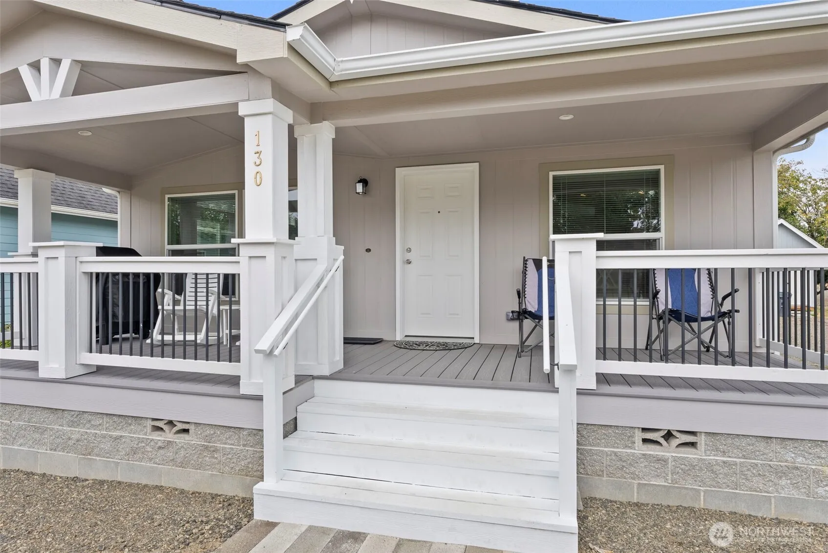 Property photo for 130 Pacific Boulevard Nw, Ocean Shores photo 3