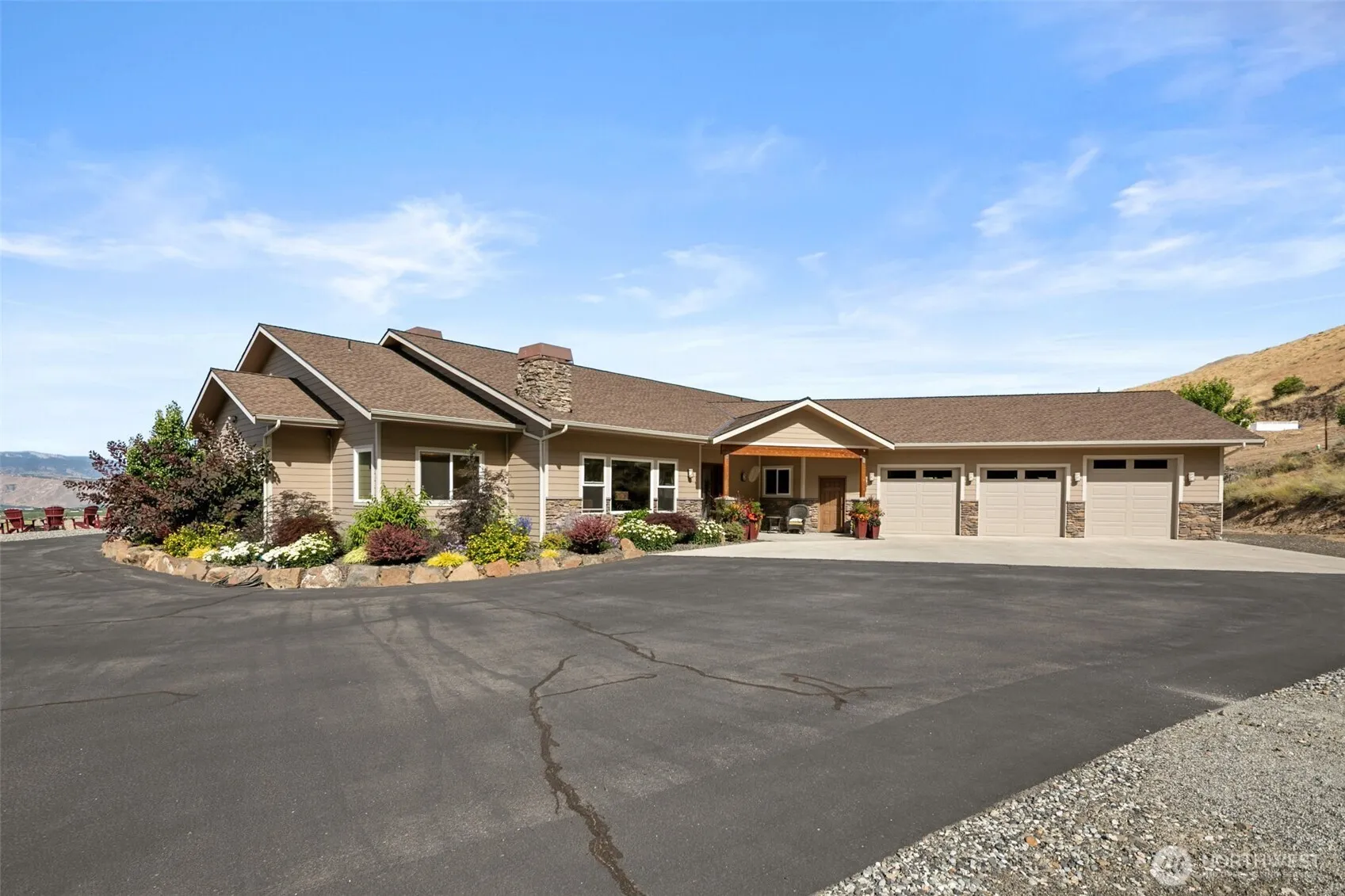 Property photo for 25 Sageland Road, East Wenatchee