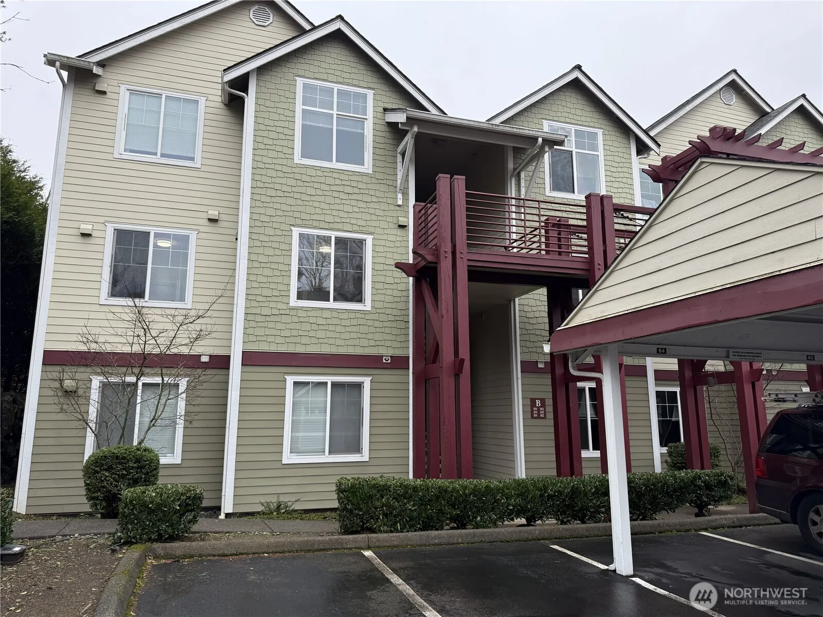 13000 Admiralty Way #b201, Everett
