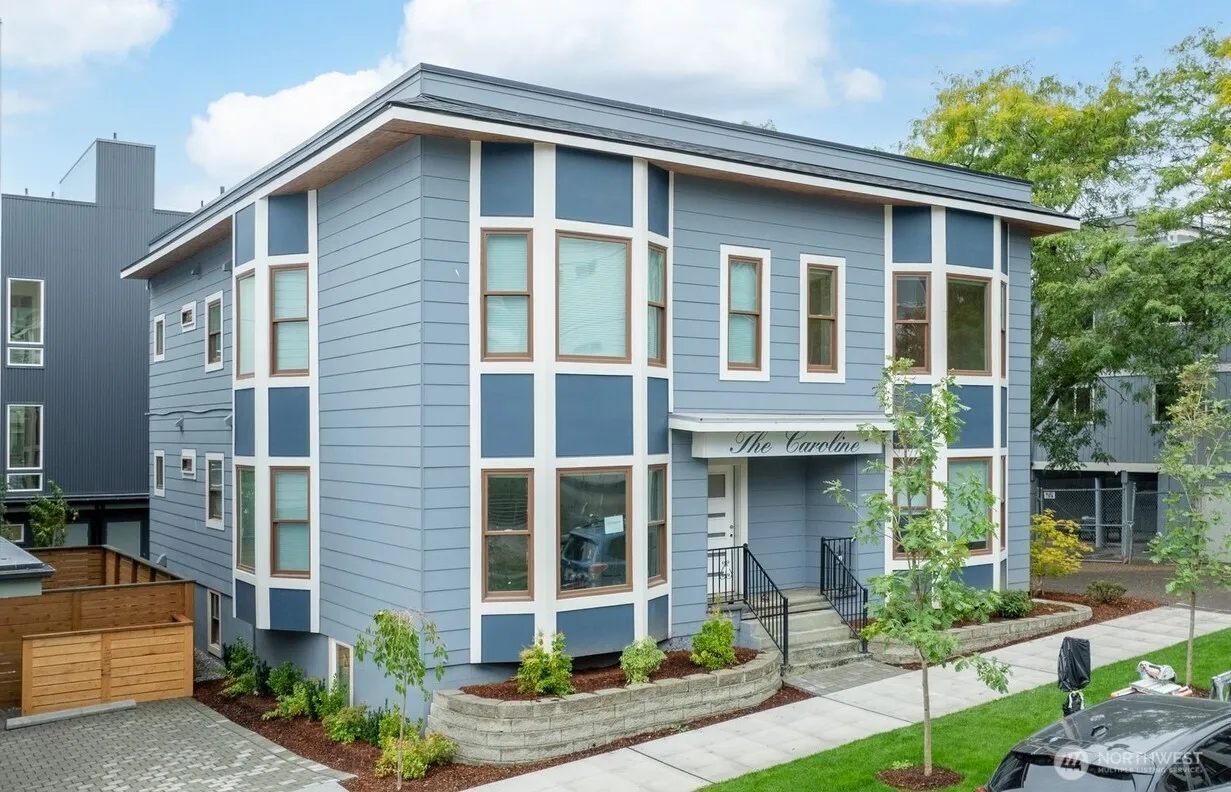 Property photo for 2123 E James Street, Seattle