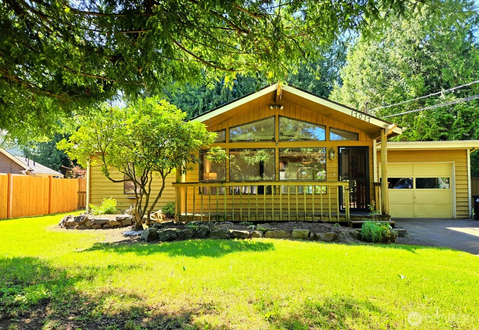 17017 10th Avenue Ne, Shoreline