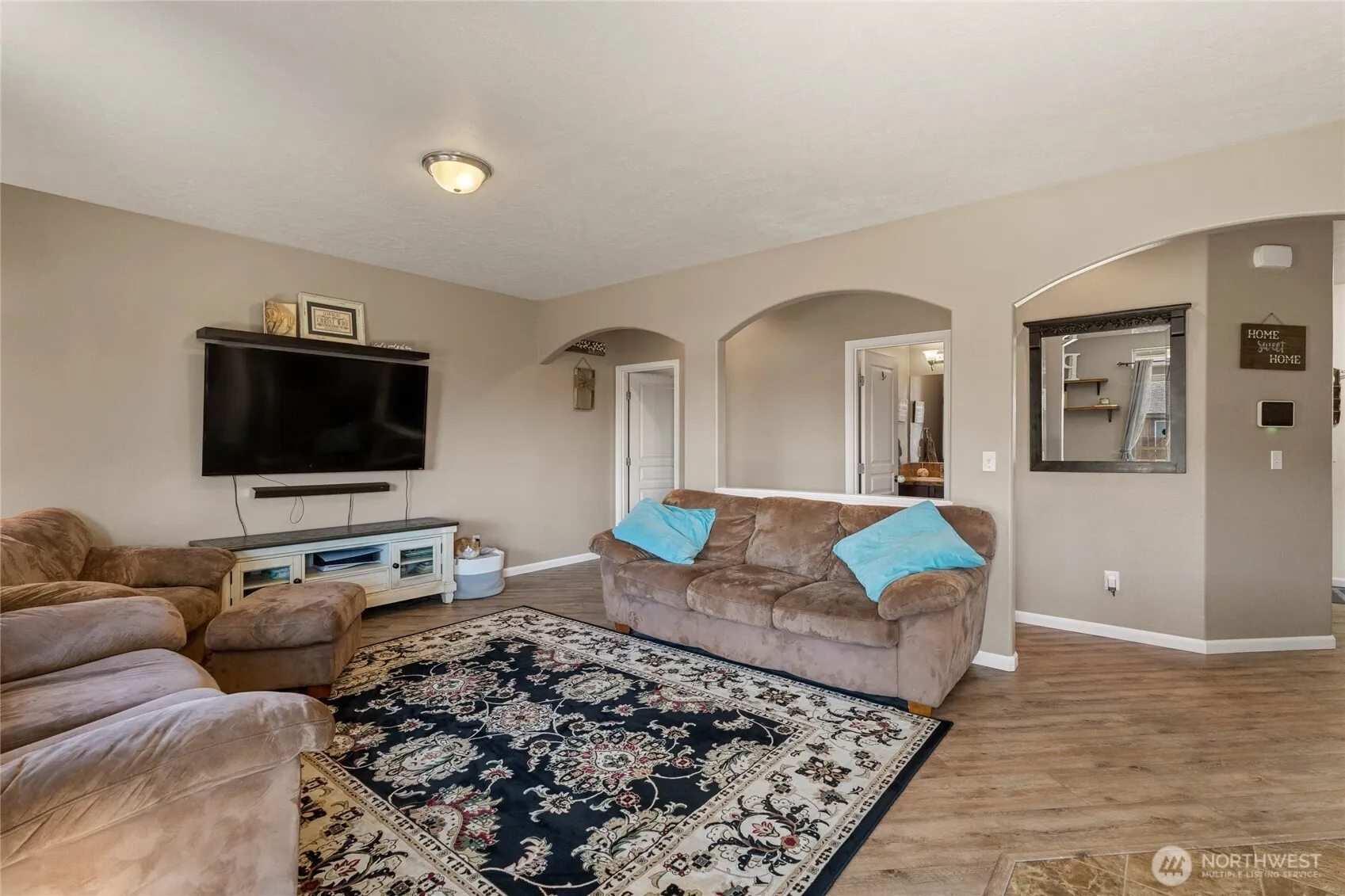 Property photo for 800 S Hamilton Road, Moses Lake photo 3