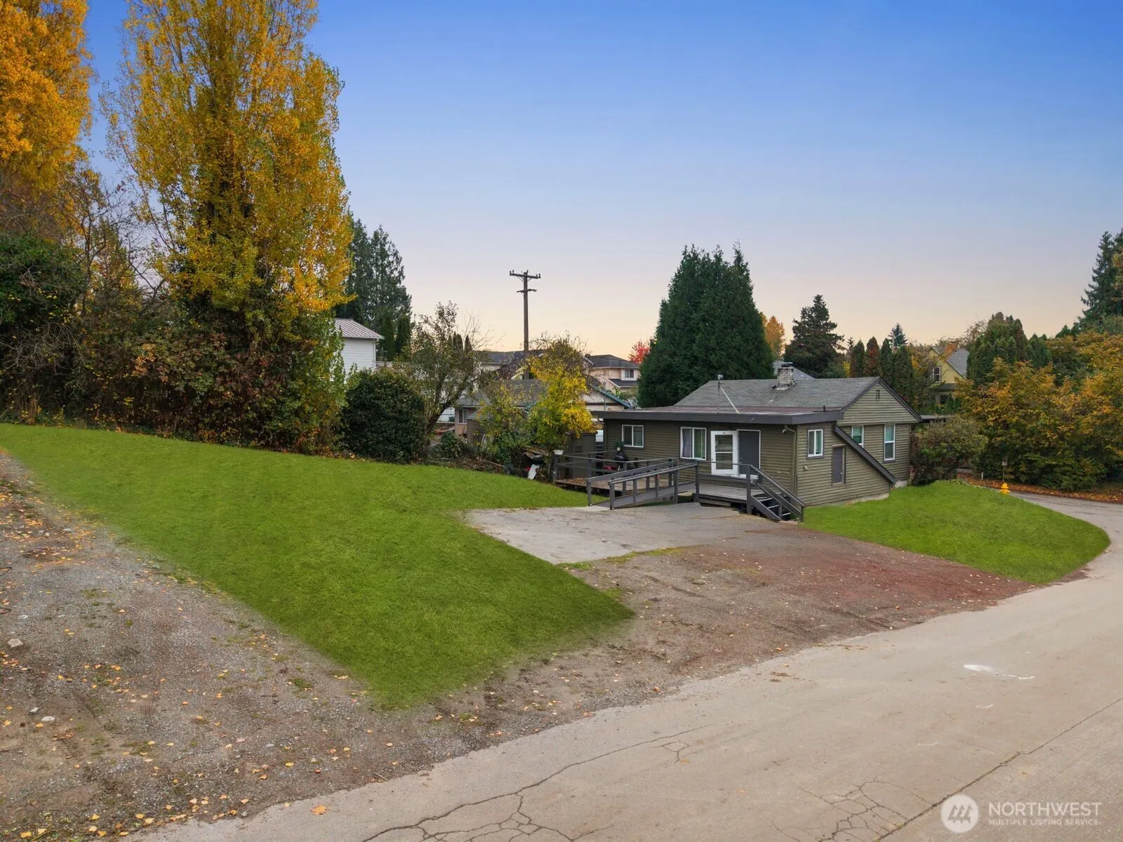 Property photo for 9018 7th Avenue S, Seattle photo 3