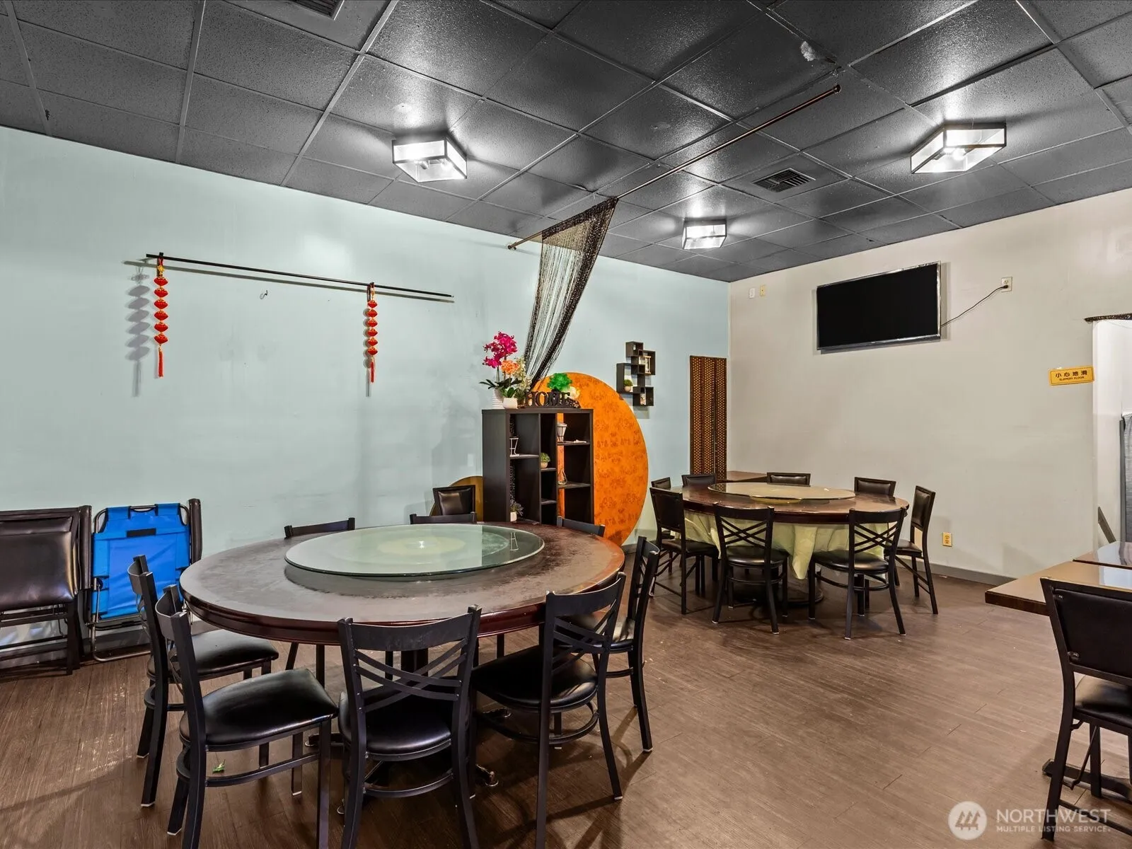 Property photo for 606 Biz Opp, Seattle photo 4