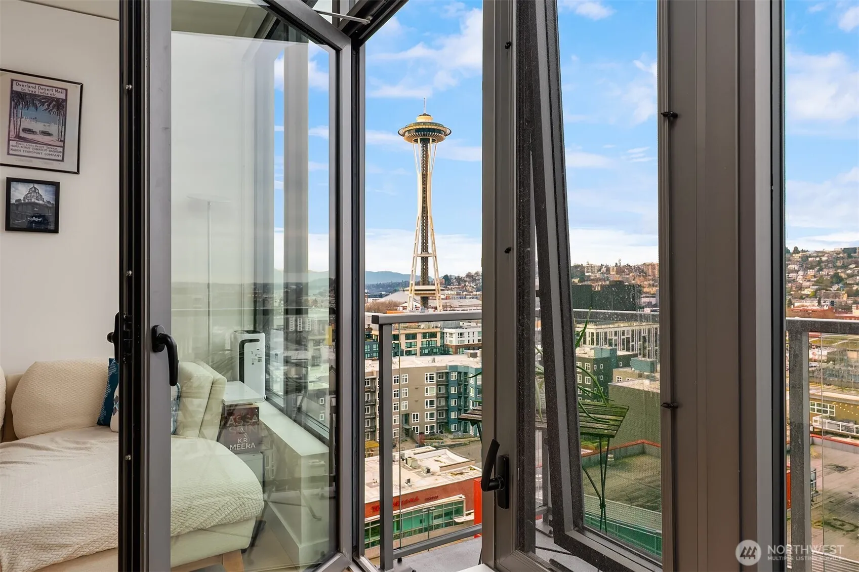 Property photo for 2510 6th Avenue #1401, Seattle