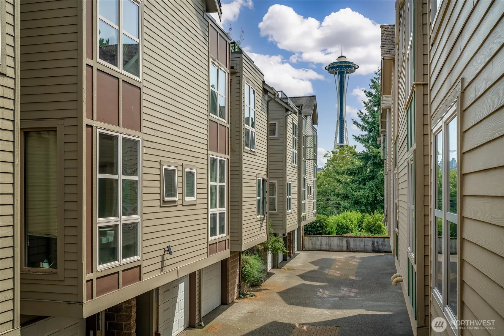 Property photo for 718 Nob Hill Avenue N #a, Seattle