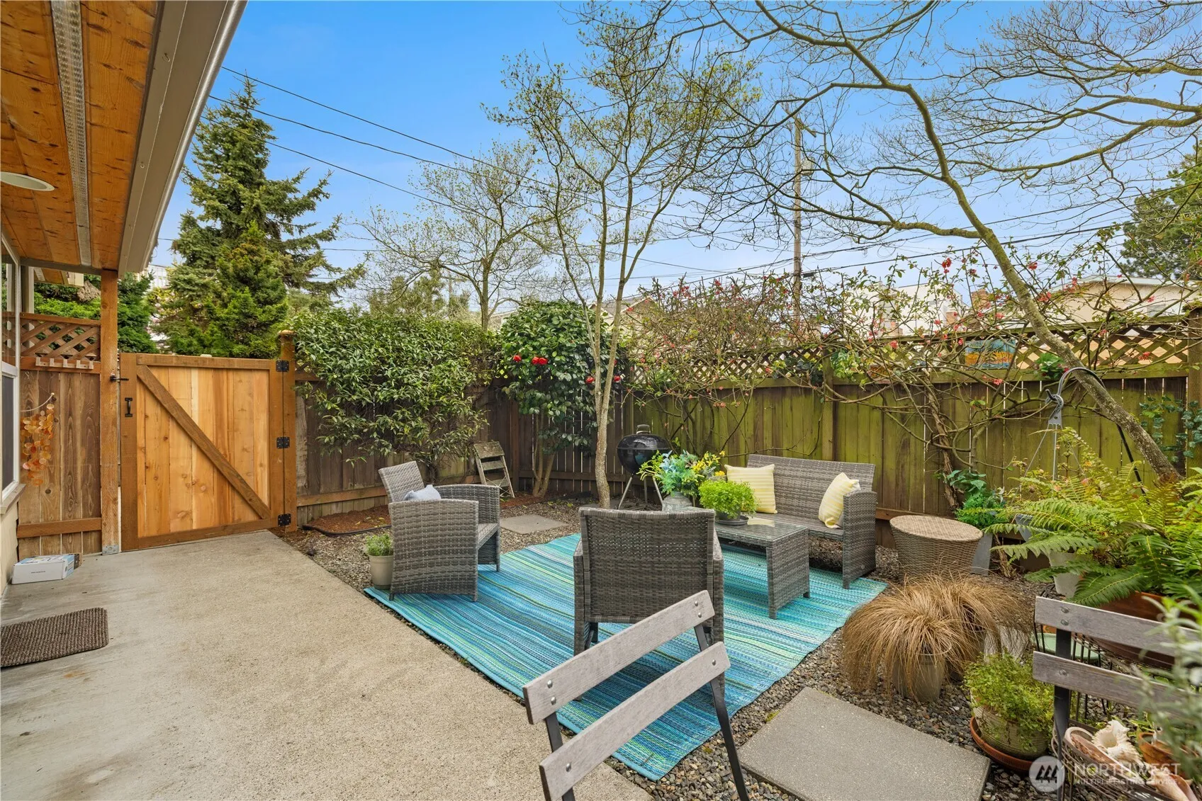 Property photo for 2433 Nw 59th Street #101, Seattle photo 2