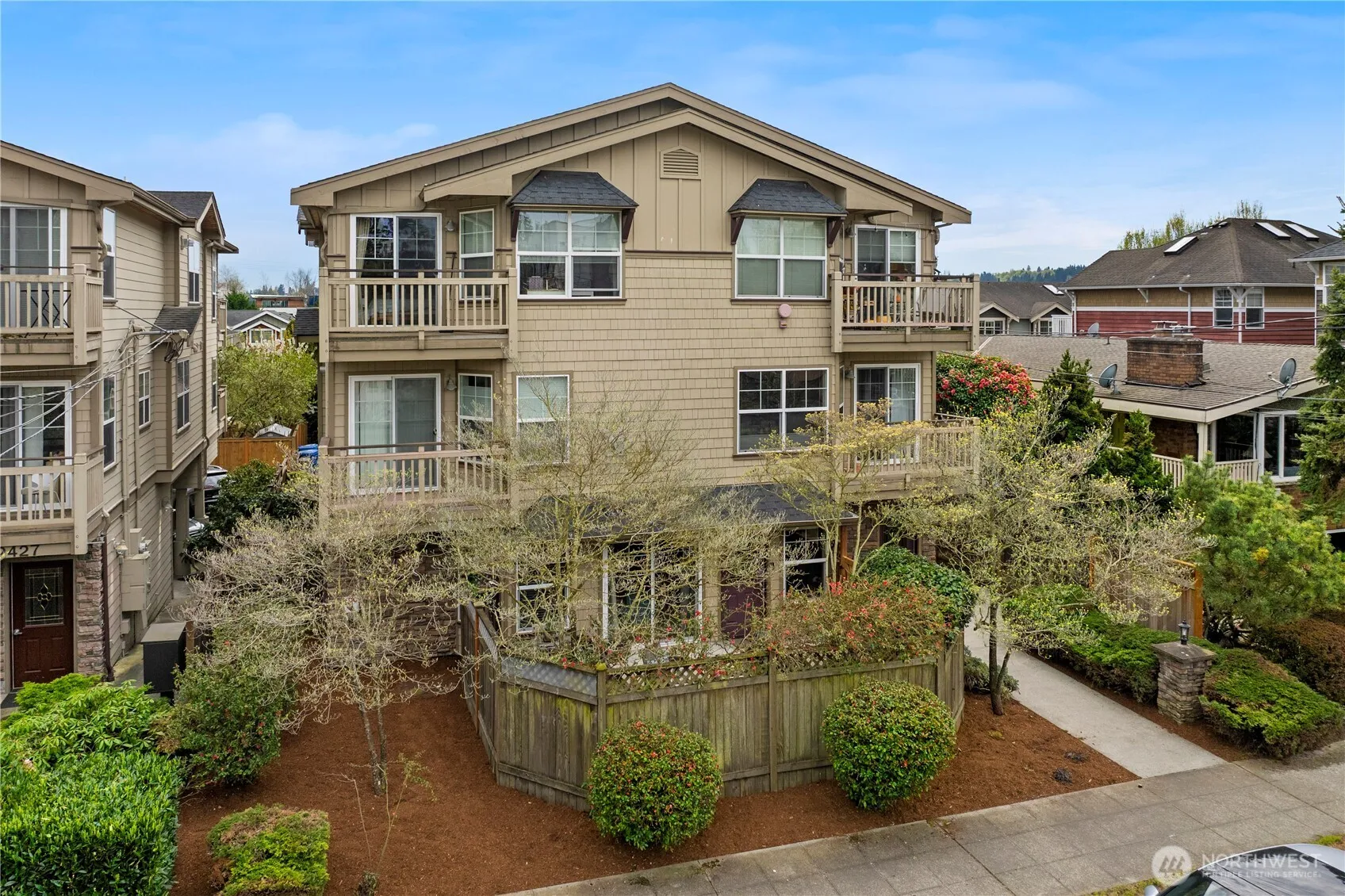 Property photo for 2433 Nw 59th Street #101, Seattle, WA 98107