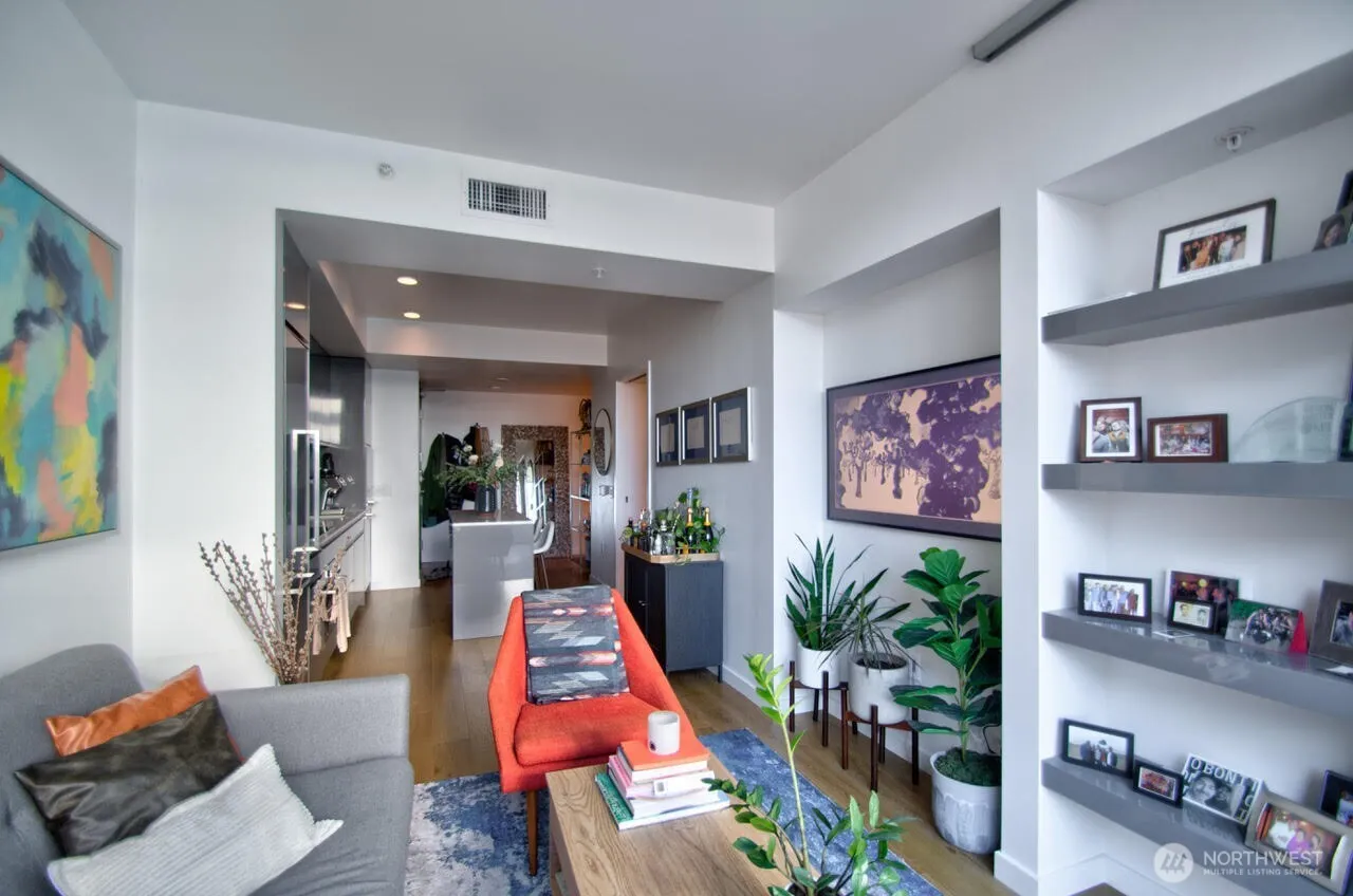 Property photo for 1808 Minor Avenue #1700, Seattle photo 5