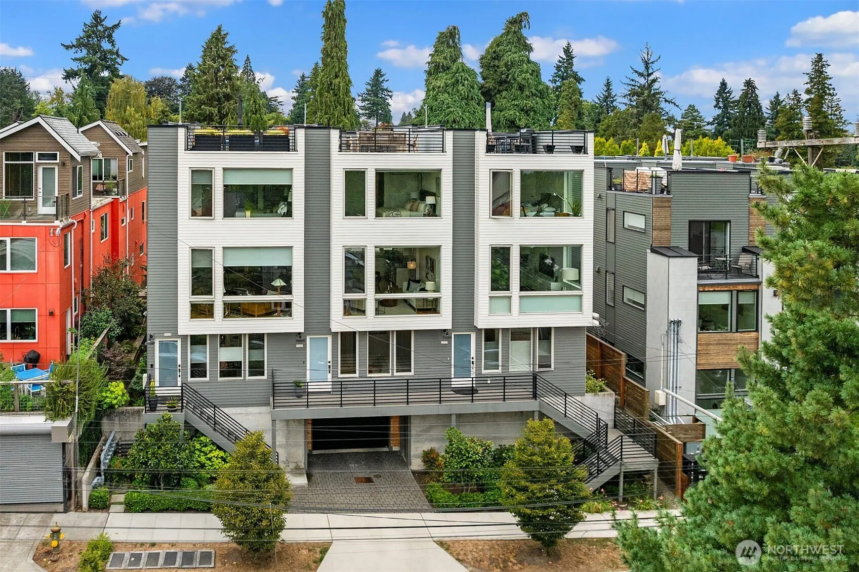 Property photo for 1535 Grandview Place E, Seattle