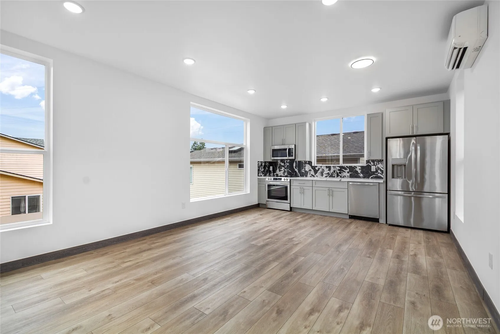 Property photo for 8612 42nd Avenue S #c, Seattle photo 3