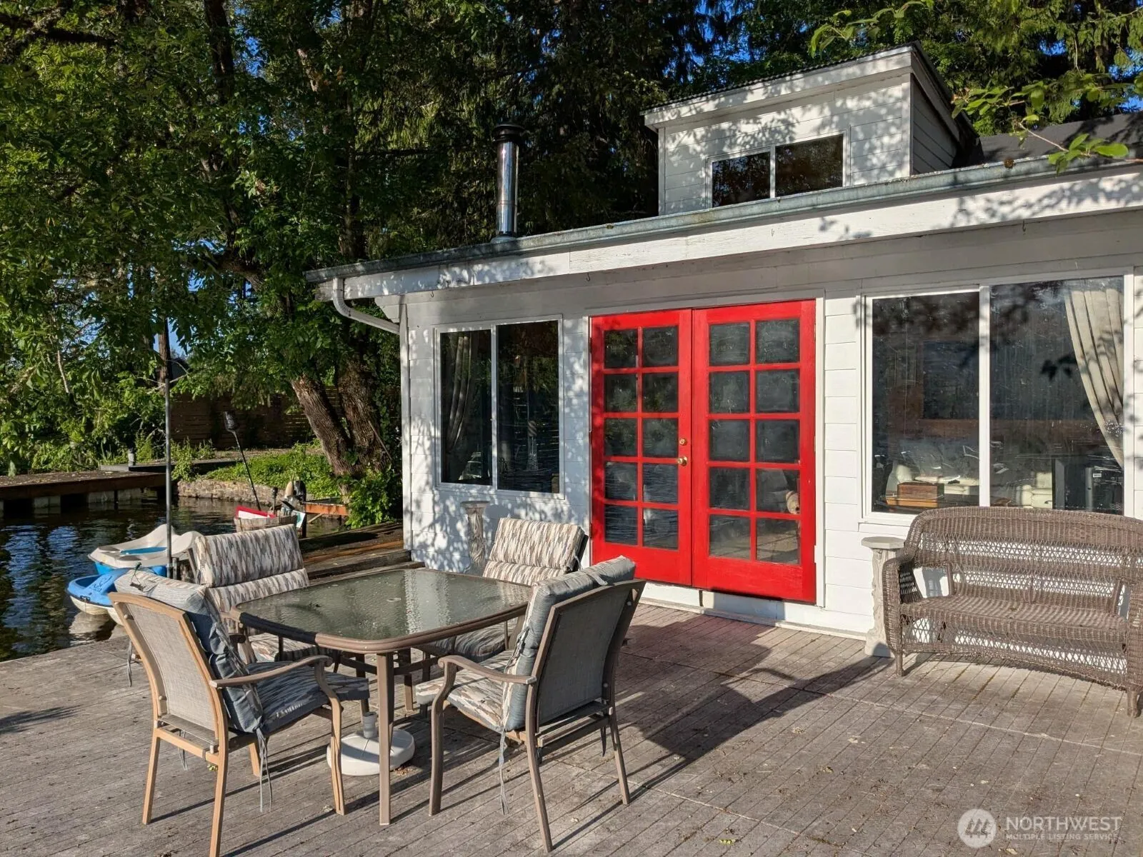 1111 Lake Sawyer Island, Black Diamond