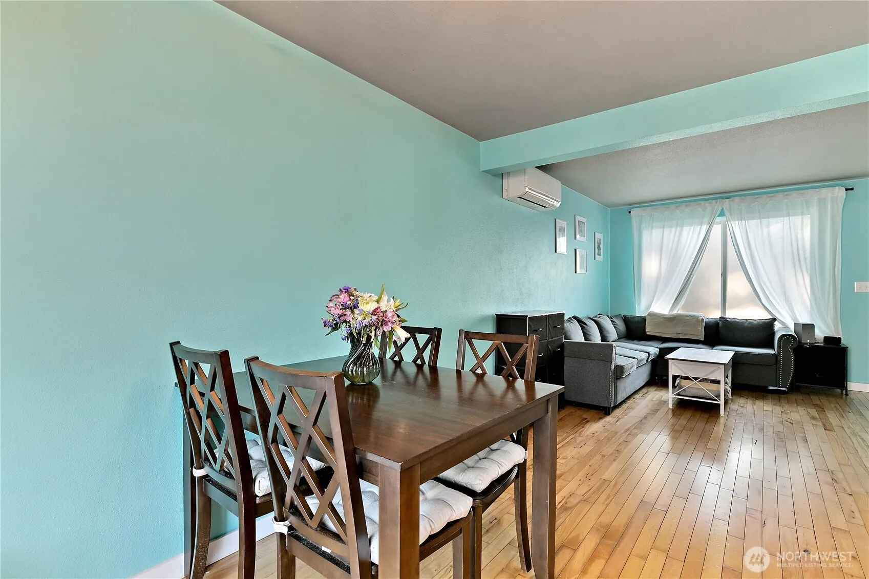 Property photo for 14518 W Thorne Lane Sw, Lakewood photo 5