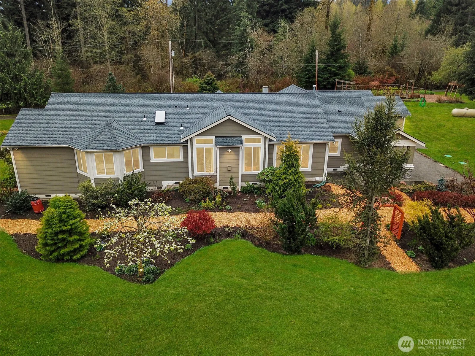 Property photo for 19110 Fales Road, Snohomish photo 2