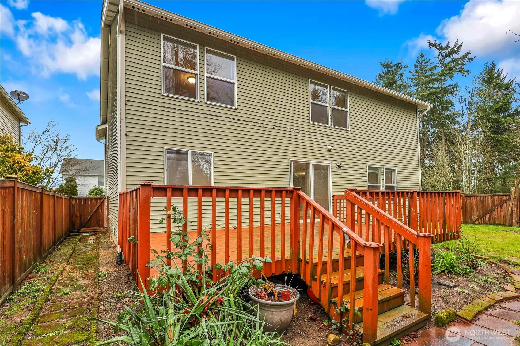 Property photo for 831 Sw 364th Place, Federal Way photo 2