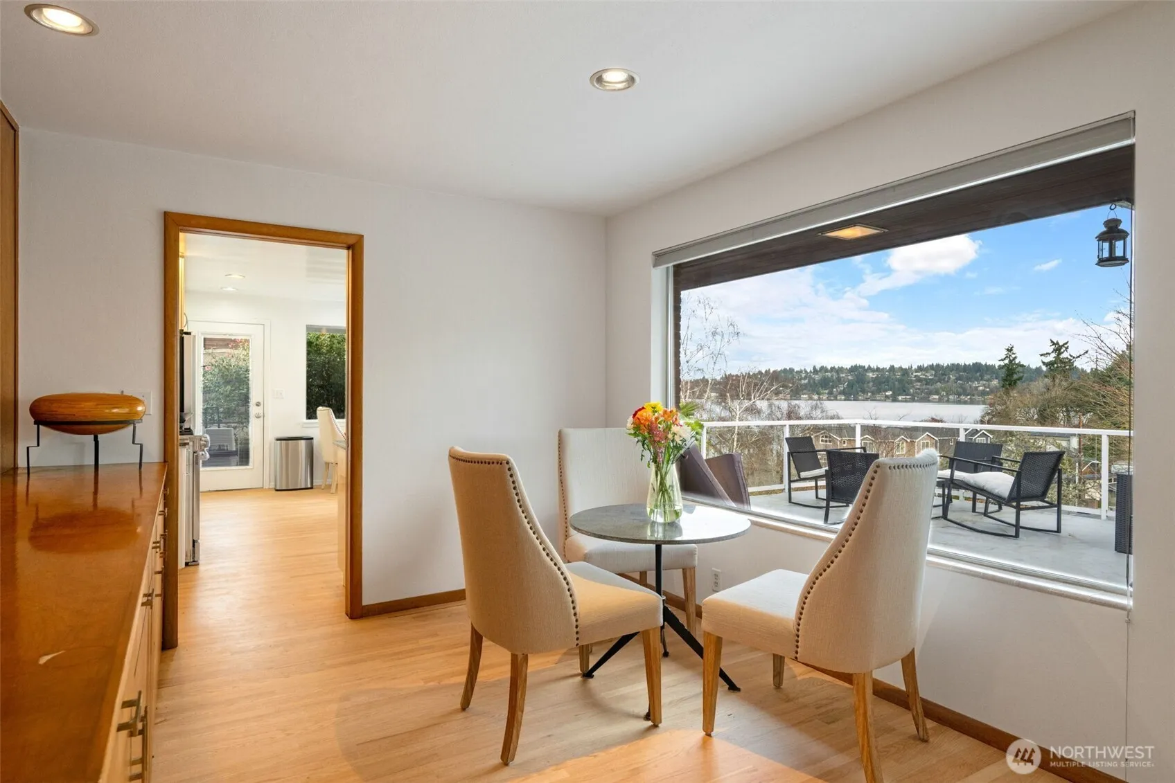 Property photo for 4026 48th Avenue S, Seattle photo 3