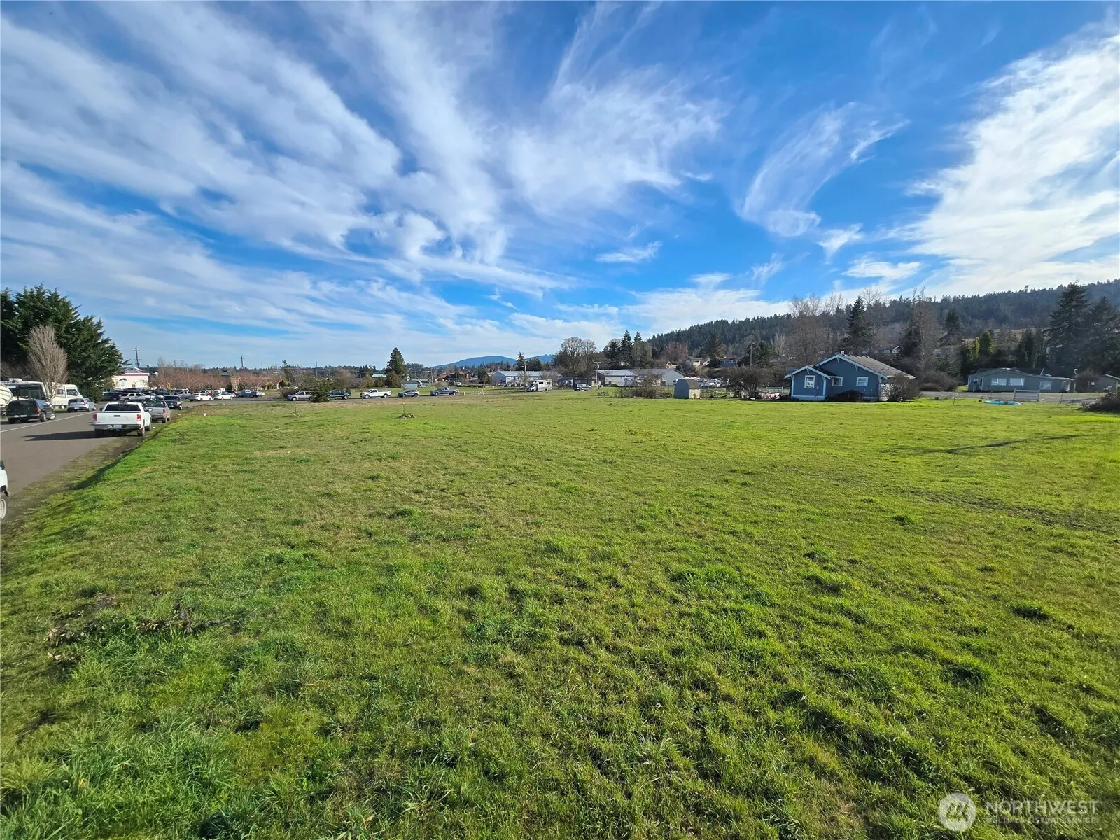 Property photo for 999 S Brown Road, Sequim photo 2