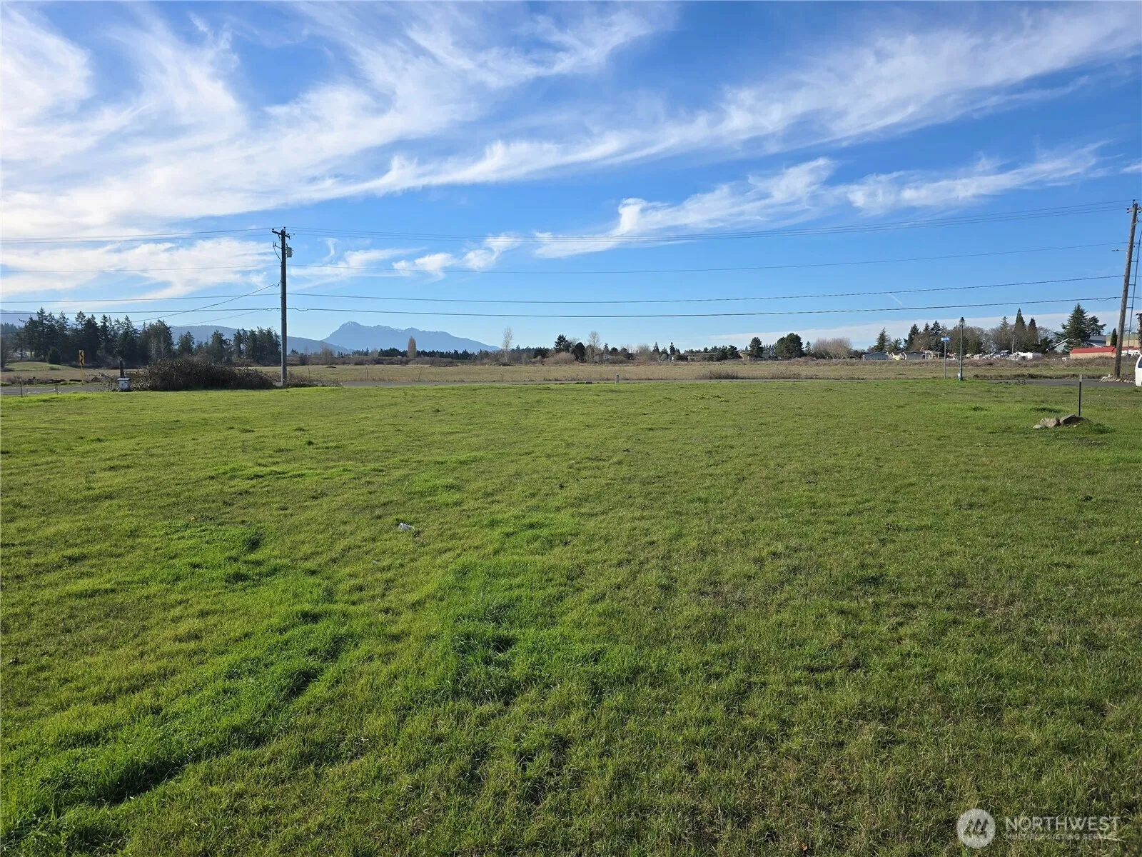 Property photo for 999 S Brown Road, Sequim photo 4