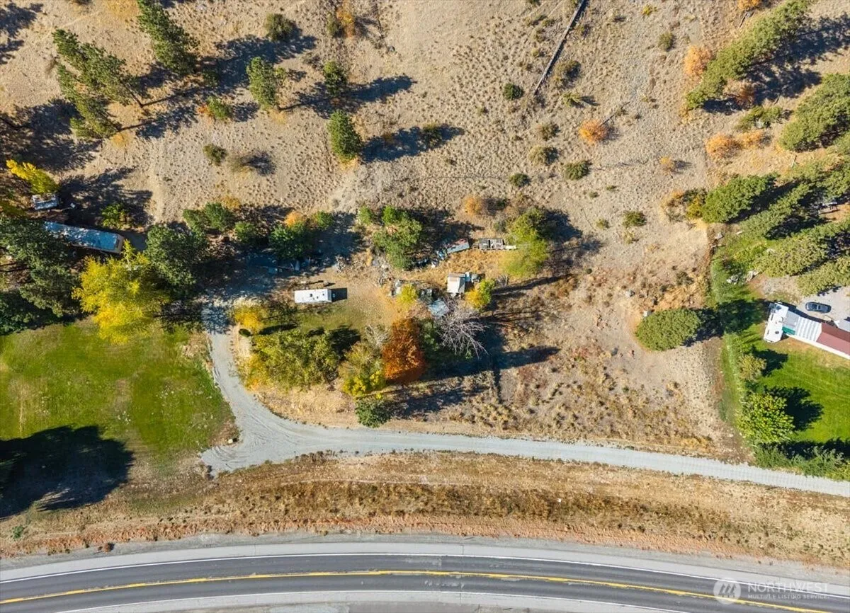 Property photo for 21300 Us Highway 97a, Chelan photo 4
