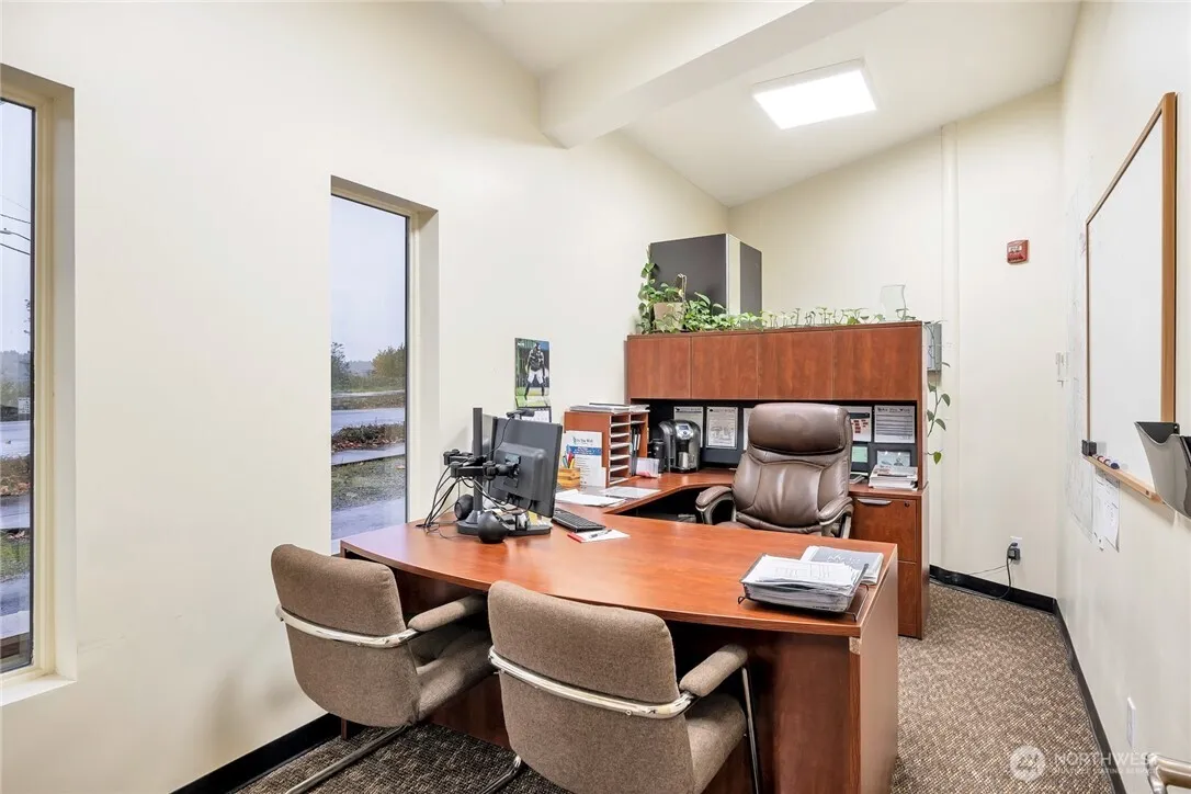 Property photo for 13003 Tukwila International Boulevard, Tukwila photo 2