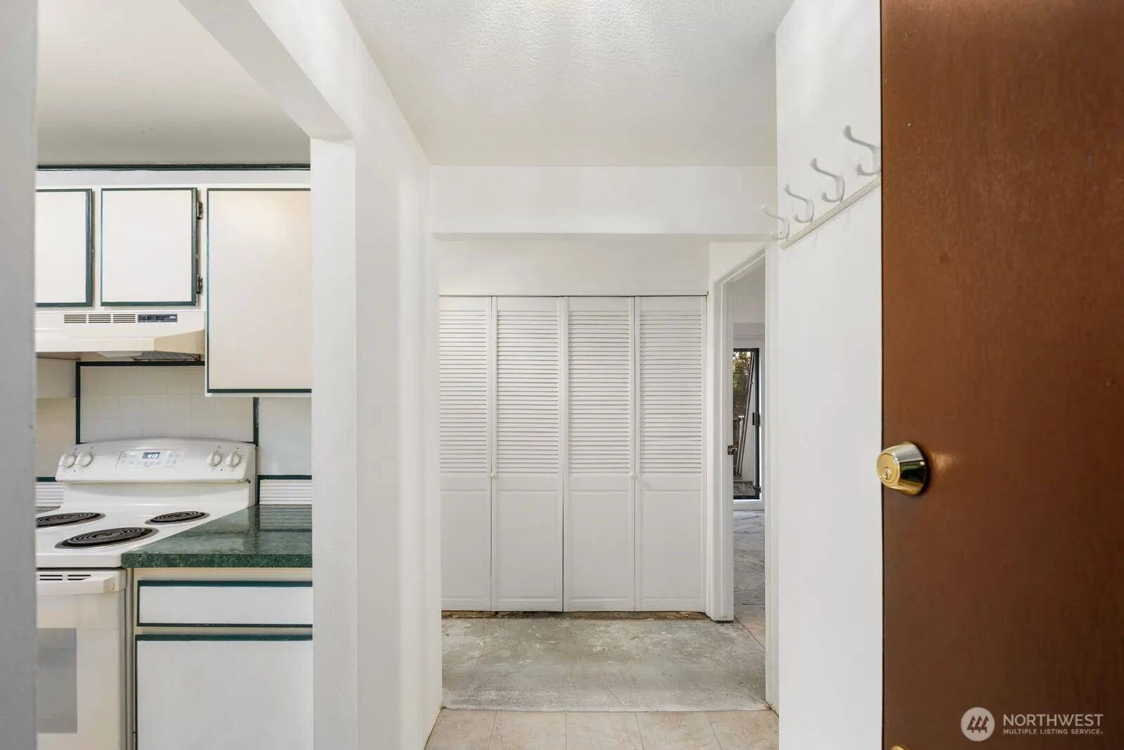 Property photo for 1414 154th Avenue Ne #4406, Bellevue photo 3