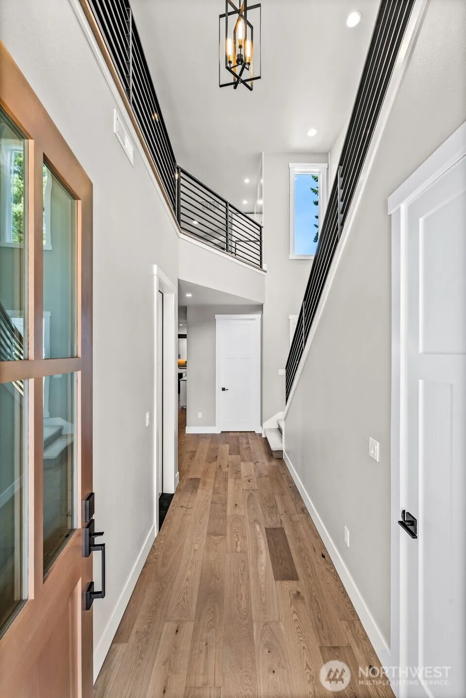 Property photo for 425 Ton-a-wan-da Avenue Ne, Tacoma photo 5