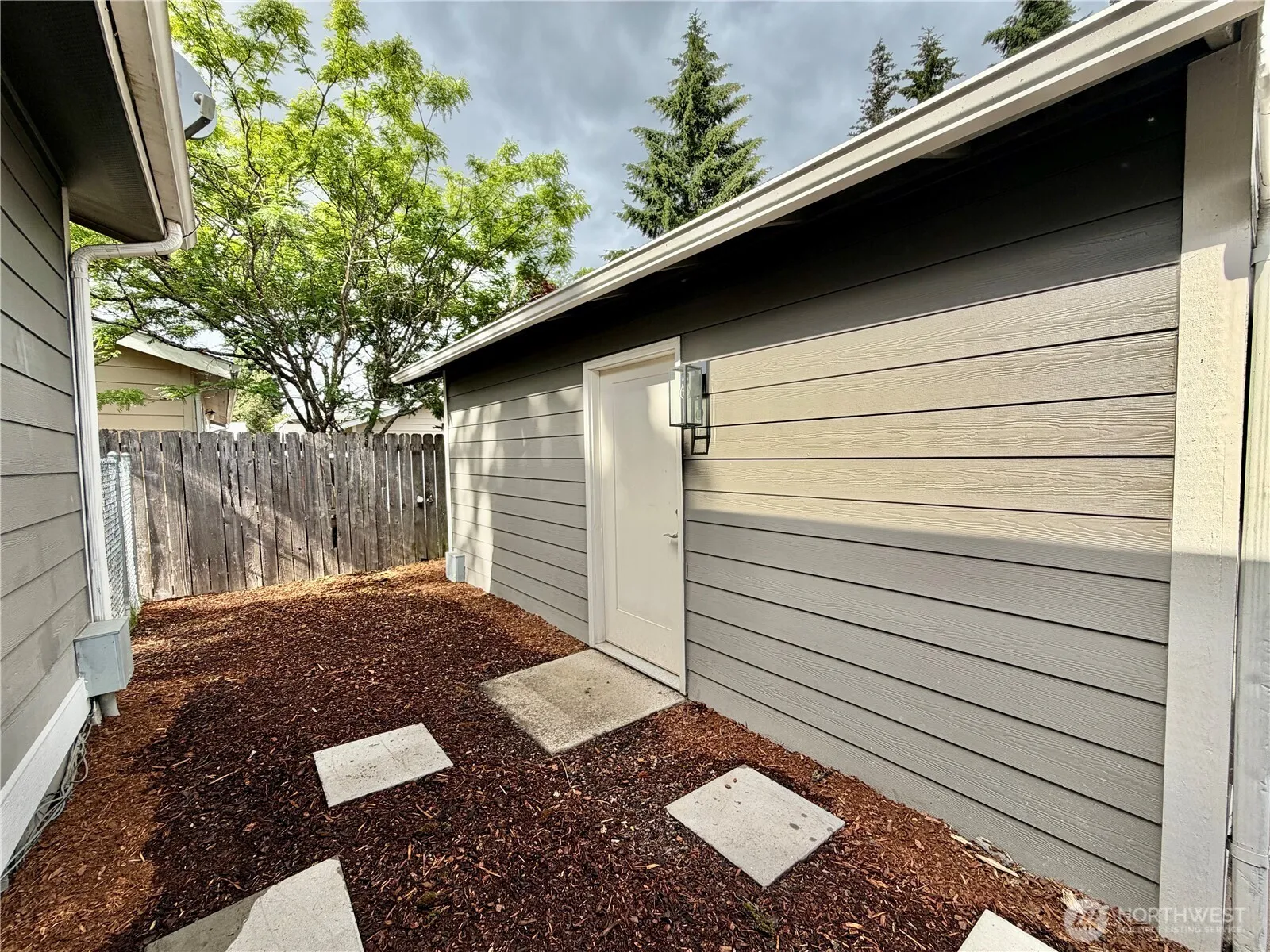 Property photo for 1311 104th St E, Tacoma photo 5
