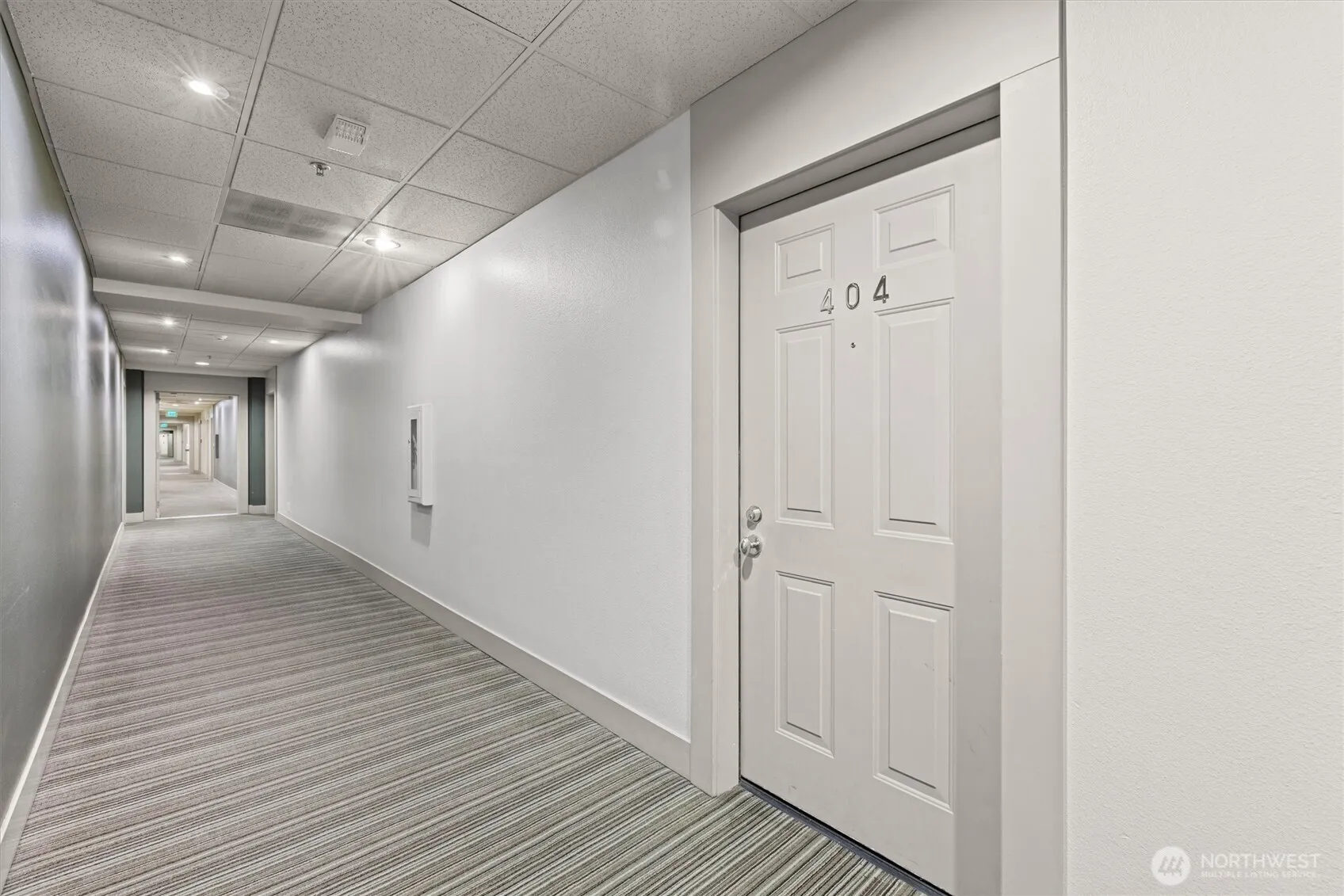 Property photo for 526 1st Avenue S #404, Seattle photo 2