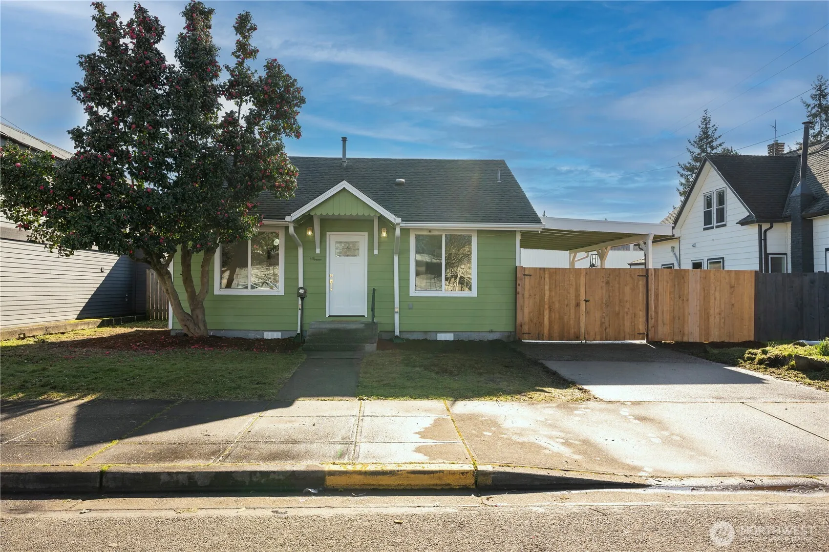 Property photo for 418 W Main, Puyallup photo 2
