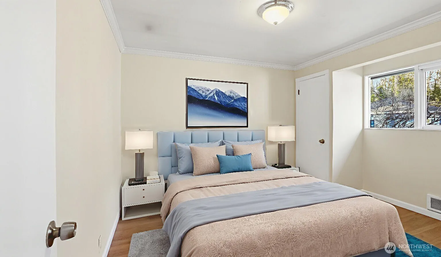 Property photo for 4721 26th Avenue Sw, Seattle photo 4