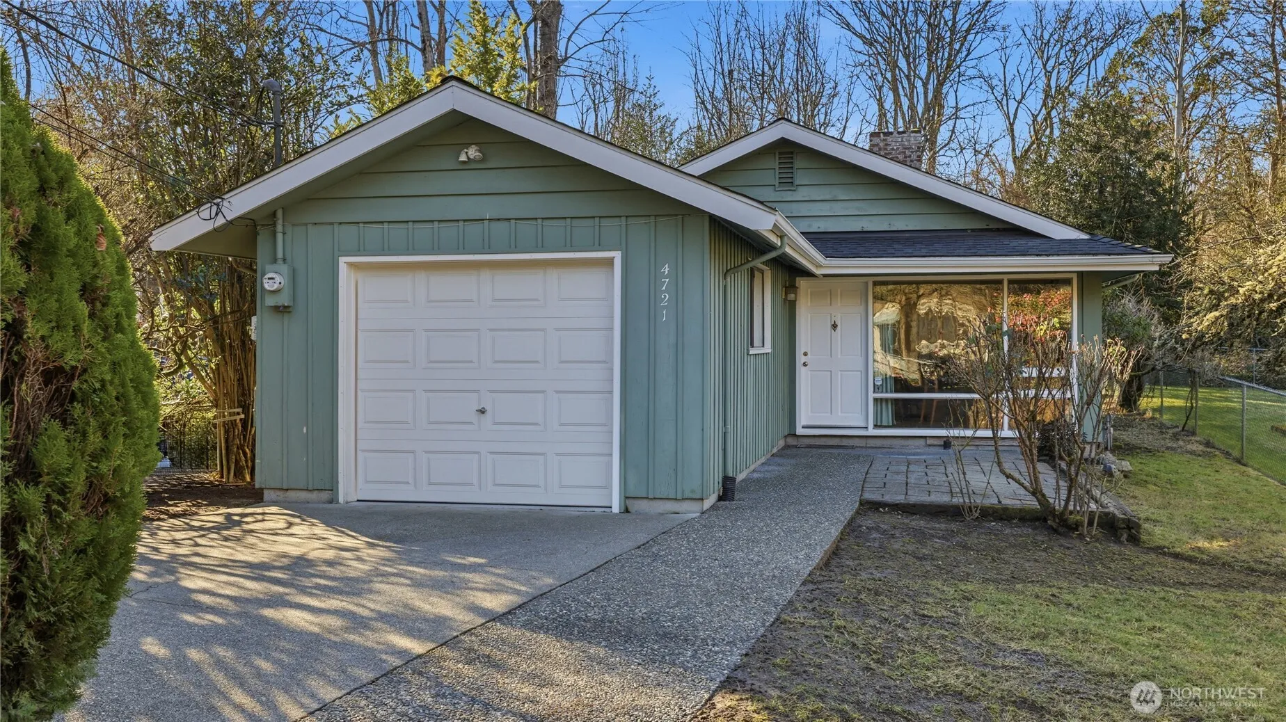 Property photo for 4721 26th Avenue Sw, Seattle