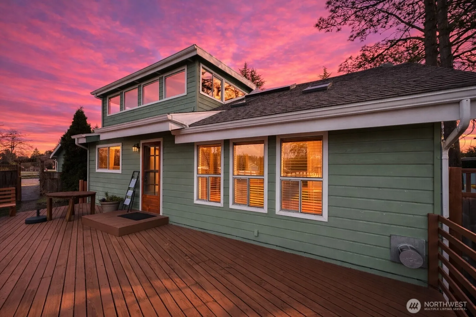 Property photo for 847 Argyle Avenue, Friday Harbor photo 2