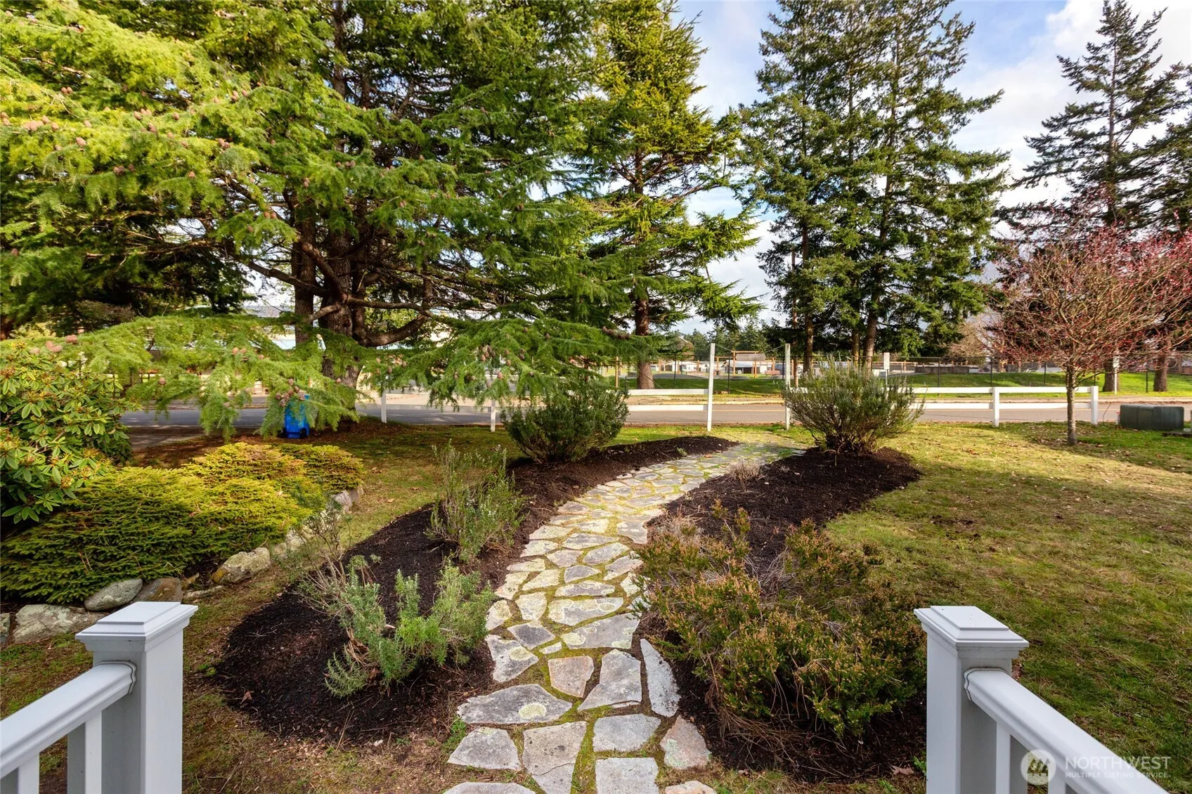Property photo for 847 Argyle Avenue, Friday Harbor photo 3