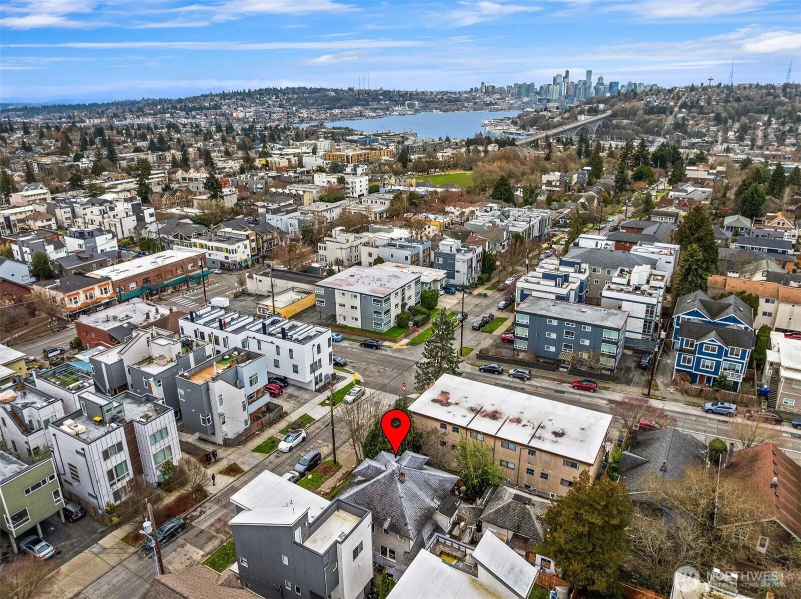 Property photo for 4309 Evanston Avenue N, Seattle photo 2