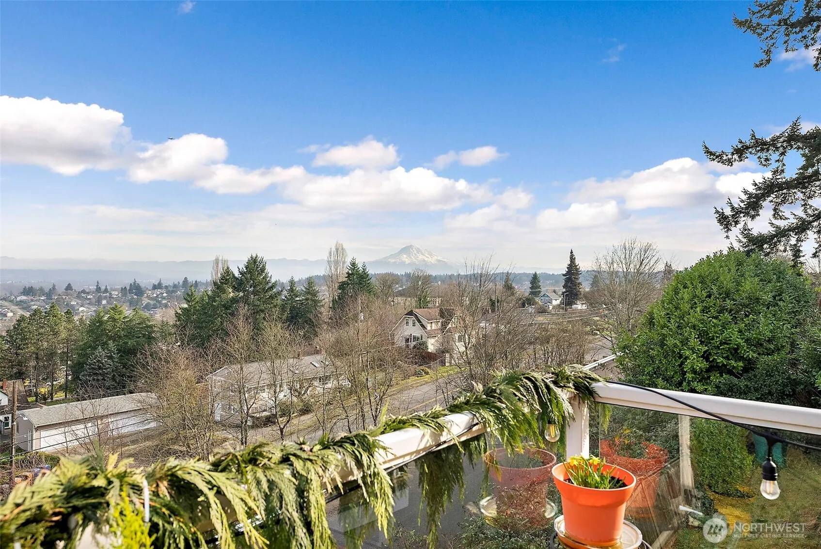 Property photo for 3108 E Valley View Terrace, Tacoma photo 5