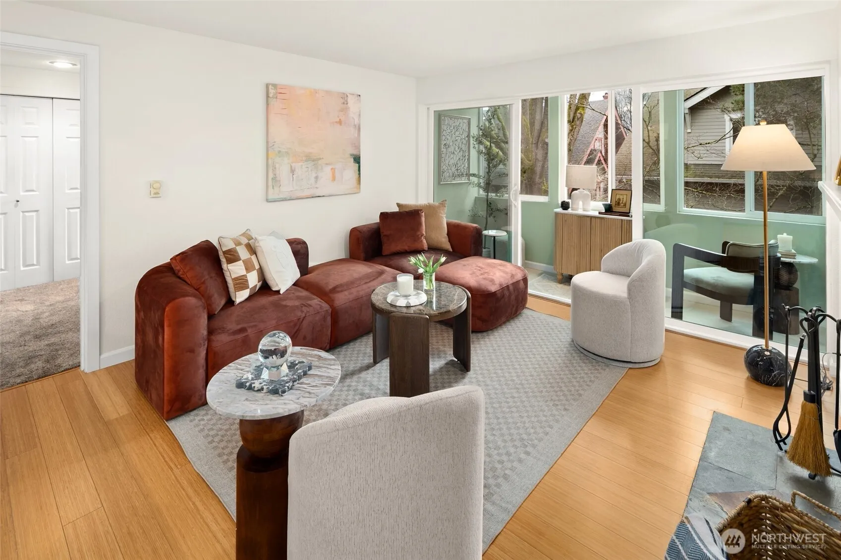 Property photo for 5901 Phinney Avenue N #206, Seattle photo 3